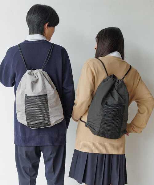 GLOBAL WORK（グローバルワーク）の「ナイロンナップサック/AND YUA ANY/598241（バックパック/リュック・キッズ・ブラック/グレー・ONE SIZE）」の5枚目の写真