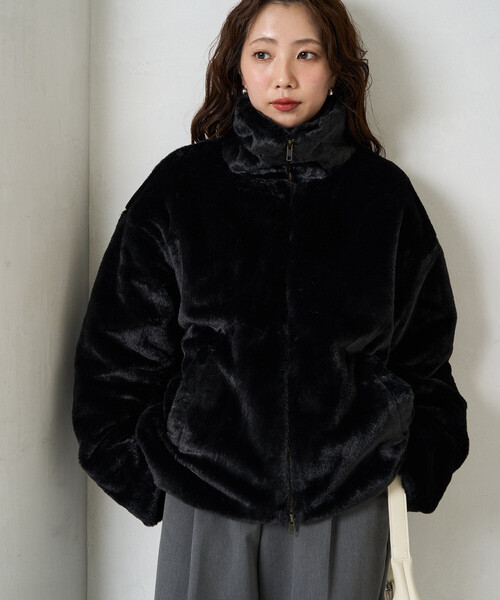 FREAK'S STORE(フリークスストア)の「限定展開 ボリューム ファー ショート コート(ブルゾン・レディース・ブラック/ナチュラル/ベージュ・フリ-)」の22枚目の写真