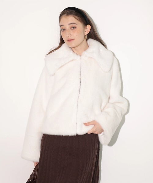 Rirandture】ノーカラーファージャケットコート オフ白 ファーカフス