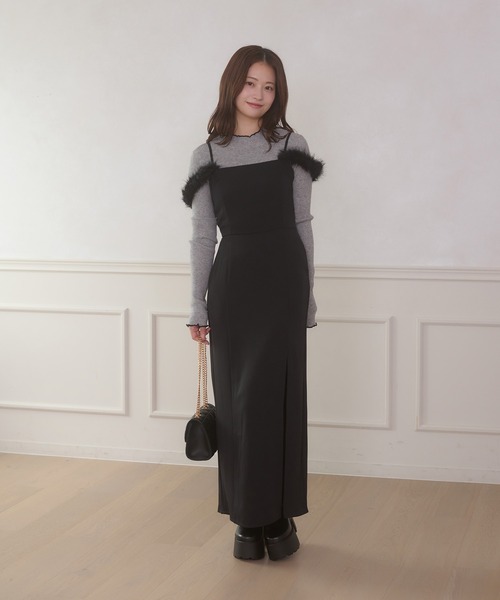 Ambre Neige(アンブルネージュ)の「fake far slit camisole dress / フェイクファーツキスリットキャミワンピース(ワンピース・レディース・チャコールグレー/ライトベージュ/ブラック・FREE)」の8枚目の写真