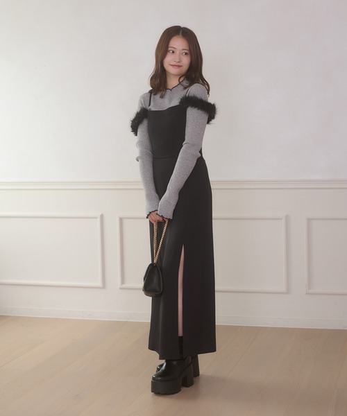 Ambre Neige(アンブルネージュ)の「fake far slit camisole dress / フェイクファーツキスリットキャミワンピース(ワンピース・レディース・チャコールグレー/ライトベージュ/ブラック・FREE)」の7枚目の写真