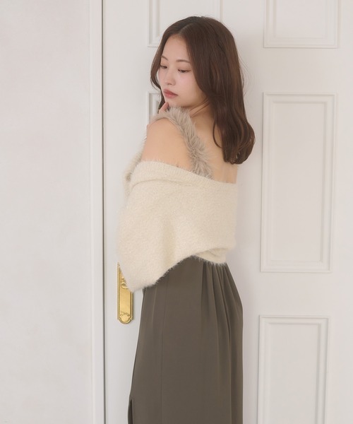 Ambre Neige(アンブルネージュ)の「fake far slit camisole dress / フェイクファーツキスリットキャミワンピース(ワンピース・レディース・チャコールグレー/ライトベージュ/ブラック・FREE)」の19枚目の写真