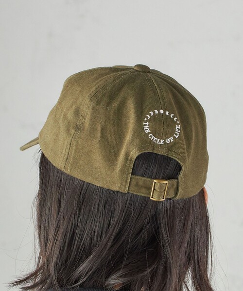 SHIPS（シップス）の「s.oyamadaコラボ: 刺繍 ロゴ キャップ（キャップ・レディース・オリーブ/ボルドー・ONE SIZE）」の8枚目の写真