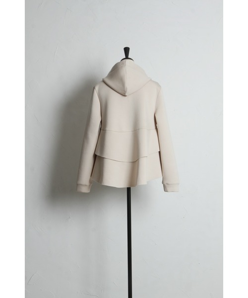 &. NOSTALGIA(アンドドットノスタルジア)の「ティアードヘムフードパーカー(パーカー・レディース・ブラック/ベージュ・M)」の15枚目の写真