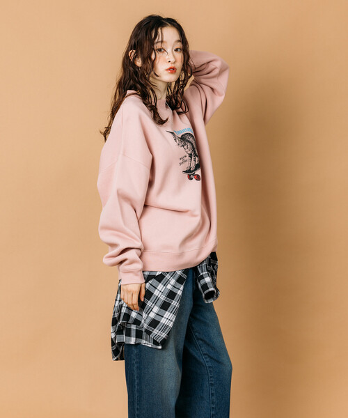 FREAK'S STORE(フリークスストア)の「限定展開 THRASHER×FREAK'S STORE /スラッシャー 別注 ビッグシルエット プリント クルーネック スウェット / CAT(スウェット・メンズ・アッシュグレー/スミクロ/ピンク・SMALL/MEDIUM/LARGE)」の4枚目の写真
