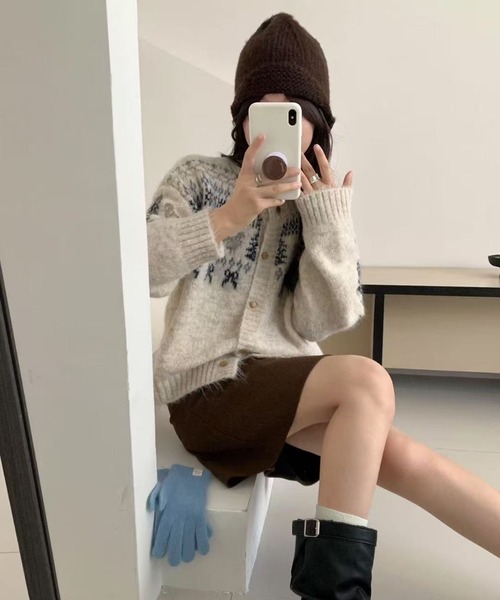 Doula Doula（ドゥーラドゥーラ）の「ノルディック柄ニットカーディガン（ニット/セーター・レディース・グレー/ネイビー/ベージュ・FREE）」の8枚目の写真