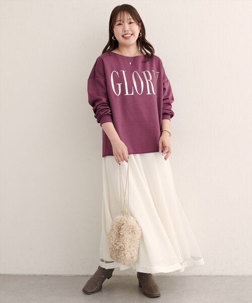 natural couture（ナチュラルクチュール）の「【WEB限定】〈ako〉スポリ裏毛ロゴ入りプルオーバー（スウェット・レディース・ブラウン/パープル/アイボリー/ブラック・FREE）」の5枚目の写真