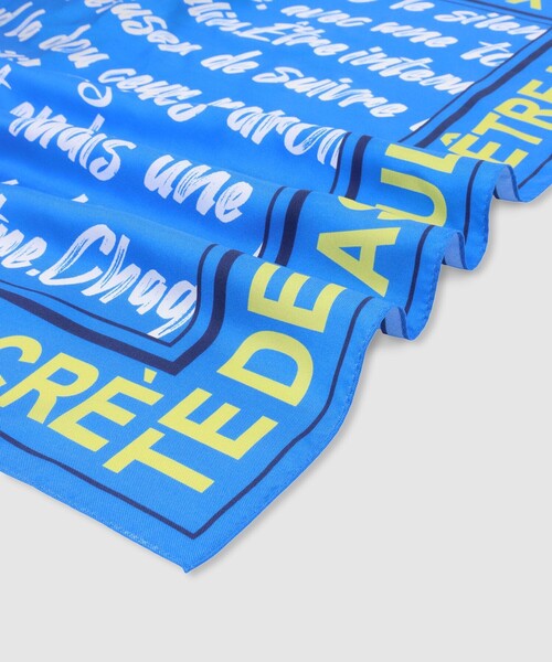 allureville（アルアバイル）の「フォントロゴスカーフ（バンダナ/スカーフ・レディース・ブラウン/ブラック/ブルー・FREE）」の6枚目の写真