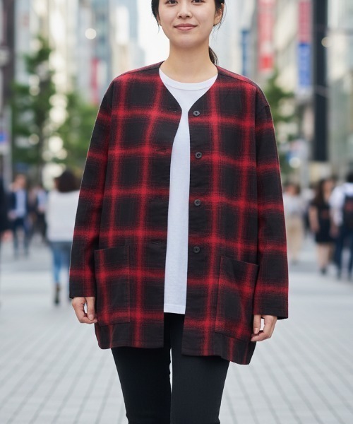 BY THE BAY（バイザベイ）の「【HANEI/ハンエイ】Jisome Check No Collar  Shirt Jacket/ノーカラーシャツジャケット（カバーオール・メンズ・レッド/アイボリー系・MEDIUM/LARGE）」の2枚目の写真