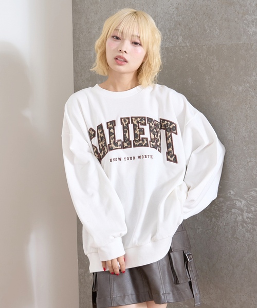 LOVETOXIC（ラブトキシック）の「【LTXC】柄ロゴアップリケルーズスウェット（スウェット・キッズ・ブラック/オフホワイト/ホワイト系その他/ブラウン・L:160cm/130cm/S:140cm/M:150cm）」の5枚目の写真