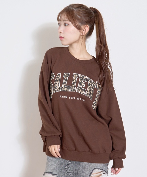 LOVETOXIC（ラブトキシック）の「【LTXC】柄ロゴアップリケルーズスウェット（スウェット・キッズ・ブラック/オフホワイト/ホワイト系その他/ブラウン・L:160cm/130cm/S:140cm/M:150cm）」の6枚目の写真