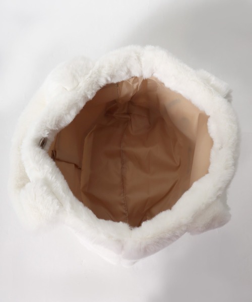 sanrio（サンリオ）の「sanrio（サンリオ）キャラクターフェイス フェイクファーミニトートバッグ レディース/シナモロール クロミ ハンギョドン マイメロディ（トートバッグ・レディース・ダークグレー/ピンク/ブルー/アイボリー・FREE）」の13枚目の写真