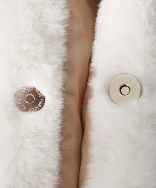 sanrio（サンリオ）の「sanrio（サンリオ）キャラクターフェイス フェイクファーミニトートバッグ レディース/シナモロール クロミ ハンギョドン マイメロディ（トートバッグ・レディース・ダークグレー/ピンク/ブルー/アイボリー・FREE）」の12枚目の写真