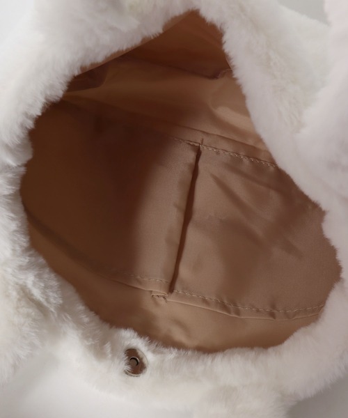 sanrio（サンリオ）の「sanrio（サンリオ）キャラクターフェイス フェイクファーミニトートバッグ レディース/シナモロール クロミ ハンギョドン マイメロディ（トートバッグ・レディース・ダークグレー/ピンク/ブルー/アイボリー・FREE）」の14枚目の写真