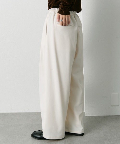 PUAL CE CIN(ピュアルセシン)の「ウール混ウエストゴムツータックパンツ(スラックス・レディース・グレー/ブラック/アイボリー・FREE)」の5枚目の写真