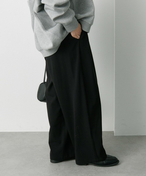 PUAL CE CIN(ピュアルセシン)の「ウール混ウエストゴムツータックパンツ(スラックス・レディース・グレー/ブラック/アイボリー・FREE)」の19枚目の写真