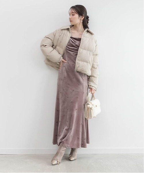 RANDA（ランダ）の「クロップドライトパファーコート（ダウンジャケット/コート・レディース・ホワイト/ベージュ/ブラック・FREE）」の4枚目の写真