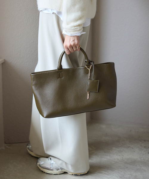 SLOBE IENA（スローブイエナ）の「《追加3》SLOBE レザートートバッグ（トートバッグ・レディース・カーキ/ブラック・FREE）」の19枚目の写真