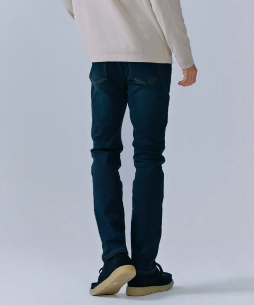 CHASECULT(チェイスカルト)の「男性起毛ヒドンバンディングスリムデニムパンツ-CFRK2321C04(デニムパンツ・メンズ・ネイビー・70/76/82/86)」の2枚目の写真