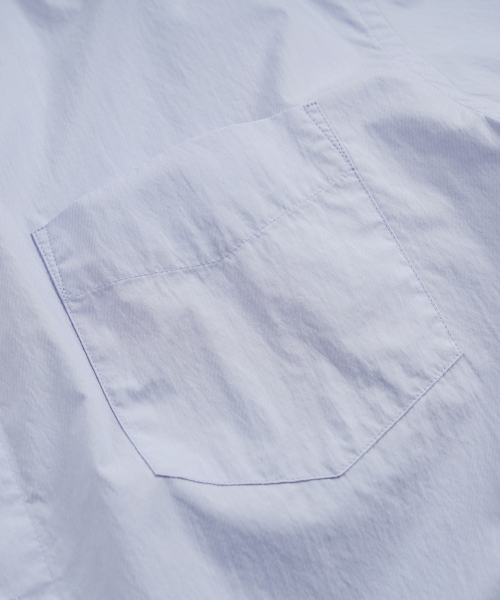 FRIZMWORKS(フリズムワークス)の「FEATHER CN RELAXED HALF SHIRT _ SKY BLUE(シャツ/ブラウス・メンズ・その他・LARGE/X-LARGE/SMALL/MEDIUM)」の4枚目の写真