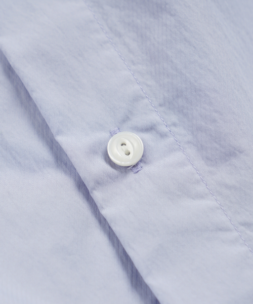 FRIZMWORKS(フリズムワークス)の「FEATHER CN RELAXED HALF SHIRT _ SKY BLUE(シャツ/ブラウス・メンズ・その他・LARGE/X-LARGE/SMALL/MEDIUM)」の5枚目の写真