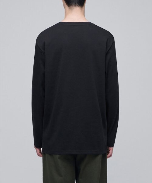 MUSINSA STANDARD（ムシンサスタンダード）の「スーピマリラックスドクルーネック長袖Tシャツ[ブラック]（Tシャツ/カットソー・メンズ・その他・SMALL/MEDIUM/LARGE/X-LARGE/XX-LARGE/XXX-LARGE）」の3枚目の写真