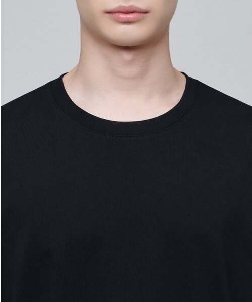 MUSINSA STANDARD（ムシンサスタンダード）の「スーピマリラックスドクルーネック長袖Tシャツ[ブラック]（Tシャツ/カットソー・メンズ・その他・SMALL/MEDIUM/LARGE/X-LARGE/XX-LARGE/XXX-LARGE）」の4枚目の写真