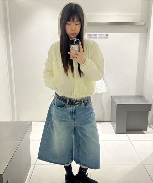 MUSINSA STANDARD（ムシンサスタンダード）の「ビッグブラシロングバミューダデニムパンツ[ライトインディゴ]（デニムパンツ・メンズ・その他・26/34/33/36/38/40/42/27/28/29/30/31/32）」の9枚目の写真