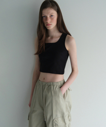 MUSINSA STANDARD WOMAN（ムシンサスタンダードウーマン）の「Women's Cropped Tank Top [Black]（Tシャツ/カットソー・レディース）」