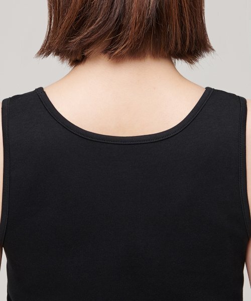 MUSINSA STANDARD WOMAN（ムシンサスタンダードウーマン）の「ウィメンズクロップタンクトップ[ブラック]（Tシャツ/カットソー・レディース・その他・SMALL/MEDIUM/LARGE/X-SMALL）」の6枚目の写真