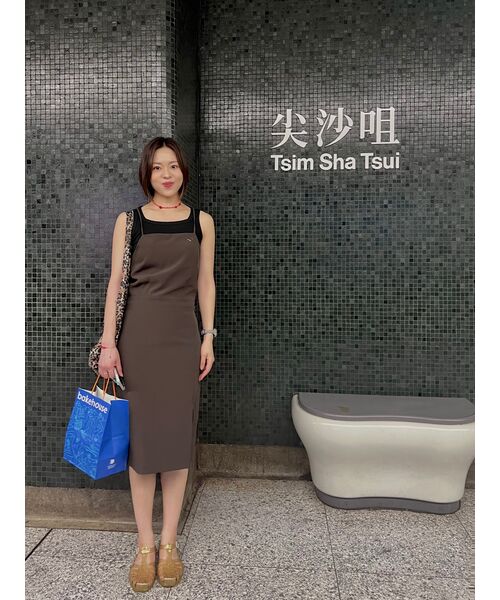 MUSINSA STANDARD WOMAN（ムシンサスタンダードウーマン）の「ウィメンズクロップタンクトップ[ブラック]（Tシャツ/カットソー・レディース・その他・SMALL/MEDIUM/LARGE/X-SMALL）」の14枚目の写真