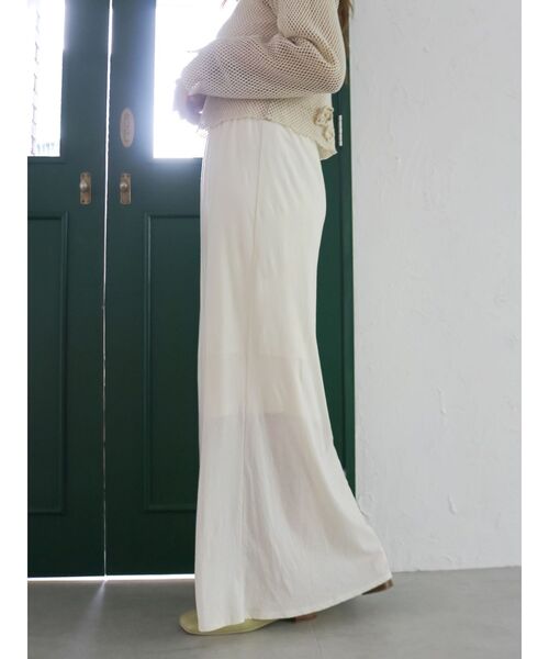 Ungrid（アングリッド）の「カシミヤ混アイラインスカート（スカート・レディース・チャコールグレー/レッド/オフホワイト・FREE）」の17枚目の写真