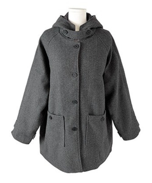 セール】[MADE] ストラップ付きキルティングフードハーフコート