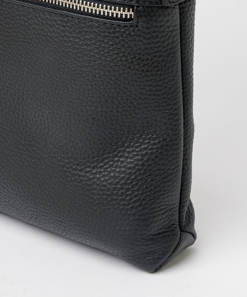 alfredoBANNISTER(アルフレッドバニスター)の「シボレザー ミニショルダーバッグ(ボディバッグ/ウエストポーチ・レディース・ブラック・フリー)」の12枚目の写真