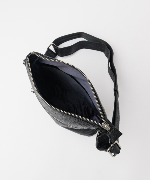 alfredoBANNISTER（アルフレッドバニスター）の「シボレザー ミニ