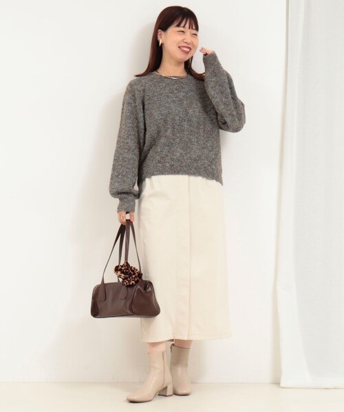 MICO COULIER（ミコクリエ）の「ストレッチ起毛ナロースカート（スカート・レディース・キナリ/オリーブ・38/36）」の3枚目の写真