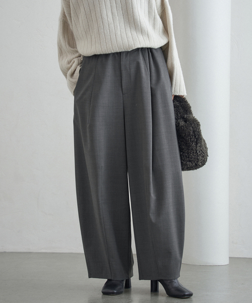 IENA（イエナ）の「《追加》ウォッシャブル コクーンパンツ（その他パンツ・レディース・グレー/ブラック/ブラウン・34/36/38）」の14枚目の写真