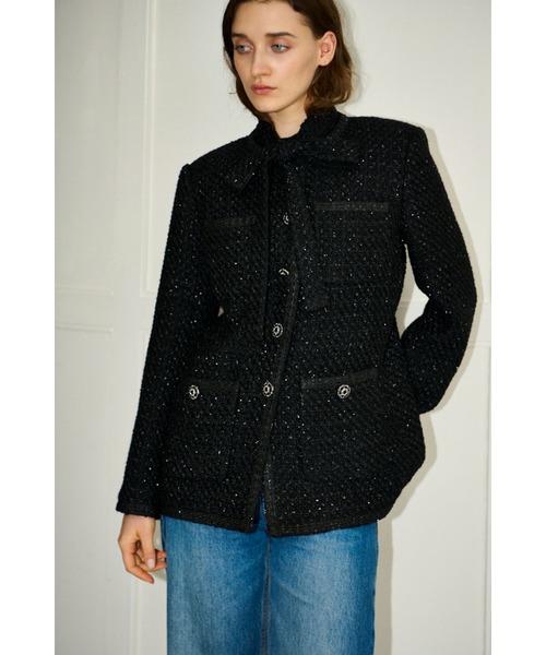 Estella.K(エステラケー)の「Ivanna Tweed Bow Jacket タイ取り外しツィードJK(ノーカラージャケット・レディース・ブラック/オフホワイト・FREE)」の2枚目の写真