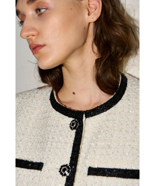 Estella.K(エステラケー)の「Ivanna Tweed Bow Jacket タイ取り外しツィードJK(ノーカラージャケット・レディース・ブラック/オフホワイト・FREE)」の16枚目の写真