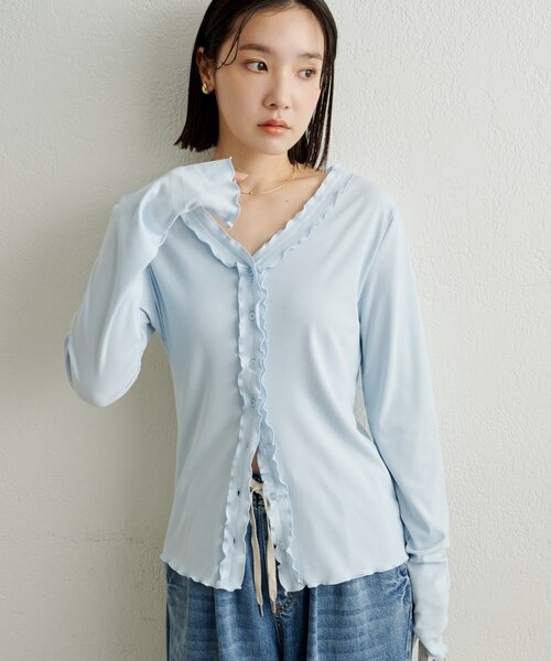 Omekashi(オメカシ)の「フリルリブカーディガン(Tシャツ/カットソー・レディース・チャコールグレー/ブルー/オフホワイト・FREE)」の3枚目の写真