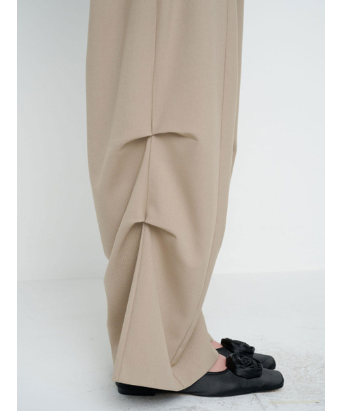 MOIFAIRE(モイフェア)の「PLEATED LAYERED SKIRT PANTS / BEGIE(その他パンツ・レディース・その他・FREE)」の7枚目の写真