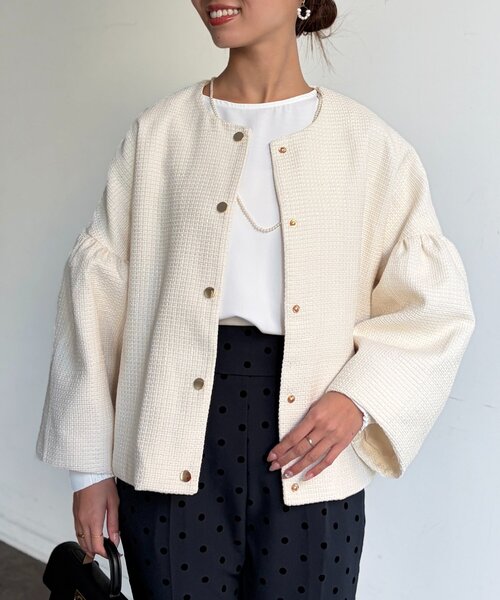 Chez toi（シェトワ）の「【セレモニー対応可】袖フレアツイードジャケット（その他アウター・レディース・オフホワイト/ブラック・FREE）」の3枚目の写真