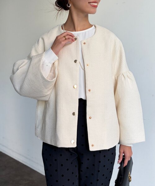 Chez toi（シェトワ）の「【セレモニー対応可】袖フレアツイードジャケット（その他アウター・レディース・オフホワイト/ブラック・FREE）」の4枚目の写真