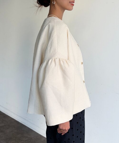 Chez toi（シェトワ）の「【セレモニー対応可】袖フレアツイードジャケット（その他アウター・レディース・オフホワイト/ブラック・FREE）」の5枚目の写真