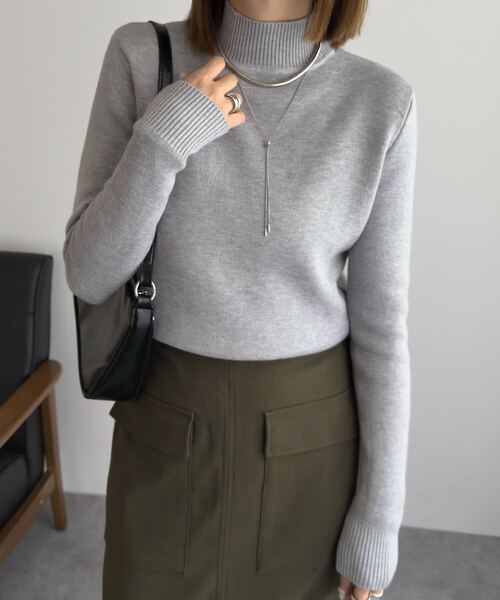 KOBE LETTUCE（コウベレタス）の「[ 裏起毛 ] 選べる2タイプ裏シャギー暖かニットトップス（ニット/セーター・レディース・ベージュ/ネイビー/ブラック系/ピンク/ベージュ系/ピンク系/ブラック/ホワイト系/オフホワイト/グレー/グレー系/ネイビー系・M/M1）」の6枚目の写真