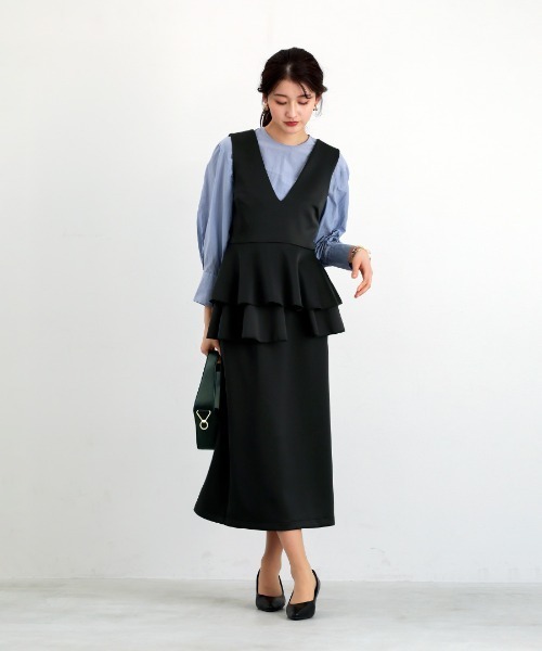 White Collection（ホワイトコレクション）の「【 リラクシーに映える 】 ハイストレッチライトポンチ・バックレースアップペプラムブラウス（シャツ/ブラウス・レディース・ネイビー/ブラック/ライトベージュ・S/M/L）」の17枚目の写真