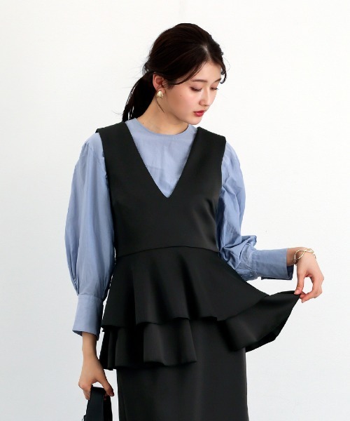 White Collection（ホワイトコレクション）の「【 リラクシーに映える 】 ハイストレッチライトポンチ・バックレースアップペプラムブラウス（シャツ/ブラウス・レディース・ネイビー/ブラック/ライトベージュ・S/M/L）」の18枚目の写真