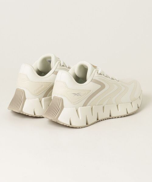 Reebok(リーボック)の「ジグ ライズ / ZIG RISE SA(スニーカー・レディース・アイボリー/ホワイト・22.0cm/25.5cm/25.0cm/24.0cm/24.5cm/23.5cm/23.0cm/22.5cm)」の14枚目の写真