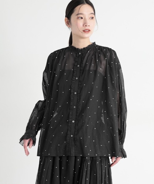 studio CLIP（スタディオクリップ）の「《natural by clip》スクエアドット刺繍ブラウス（シャツ/ブラウス・レディース・アイボリー/ブラック・FREE）」の3枚目の写真