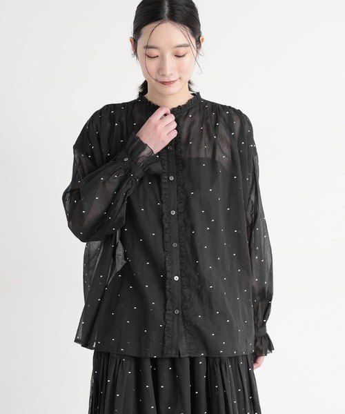 studio CLIP（スタディオクリップ）の「《natural by clip》スクエアドット刺繍ブラウス（シャツ/ブラウス・レディース・アイボリー/ブラック・FREE）」の4枚目の写真